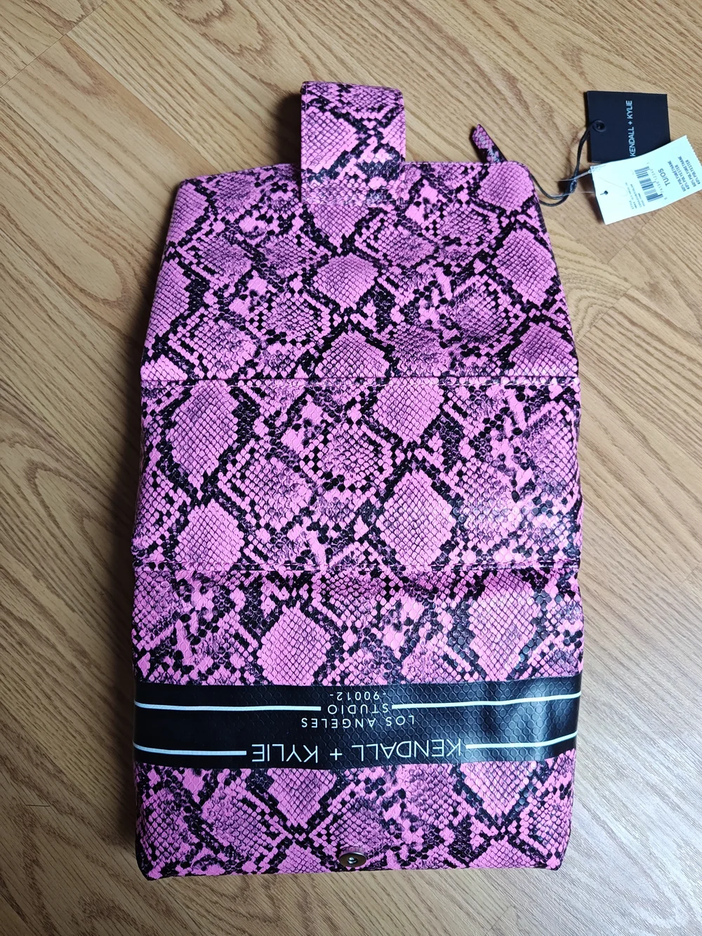KENDALL + KYLIE Pink Snake Skin Hanging Toiletry Bag Makeup Organizer NWT